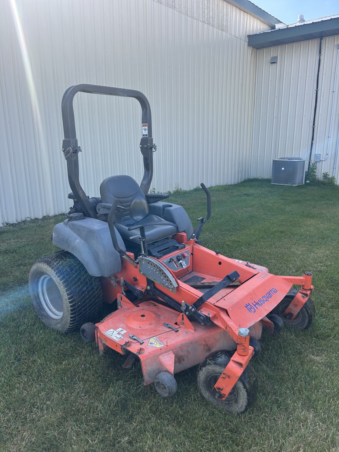 Husqvarna LZ6127T Image 2