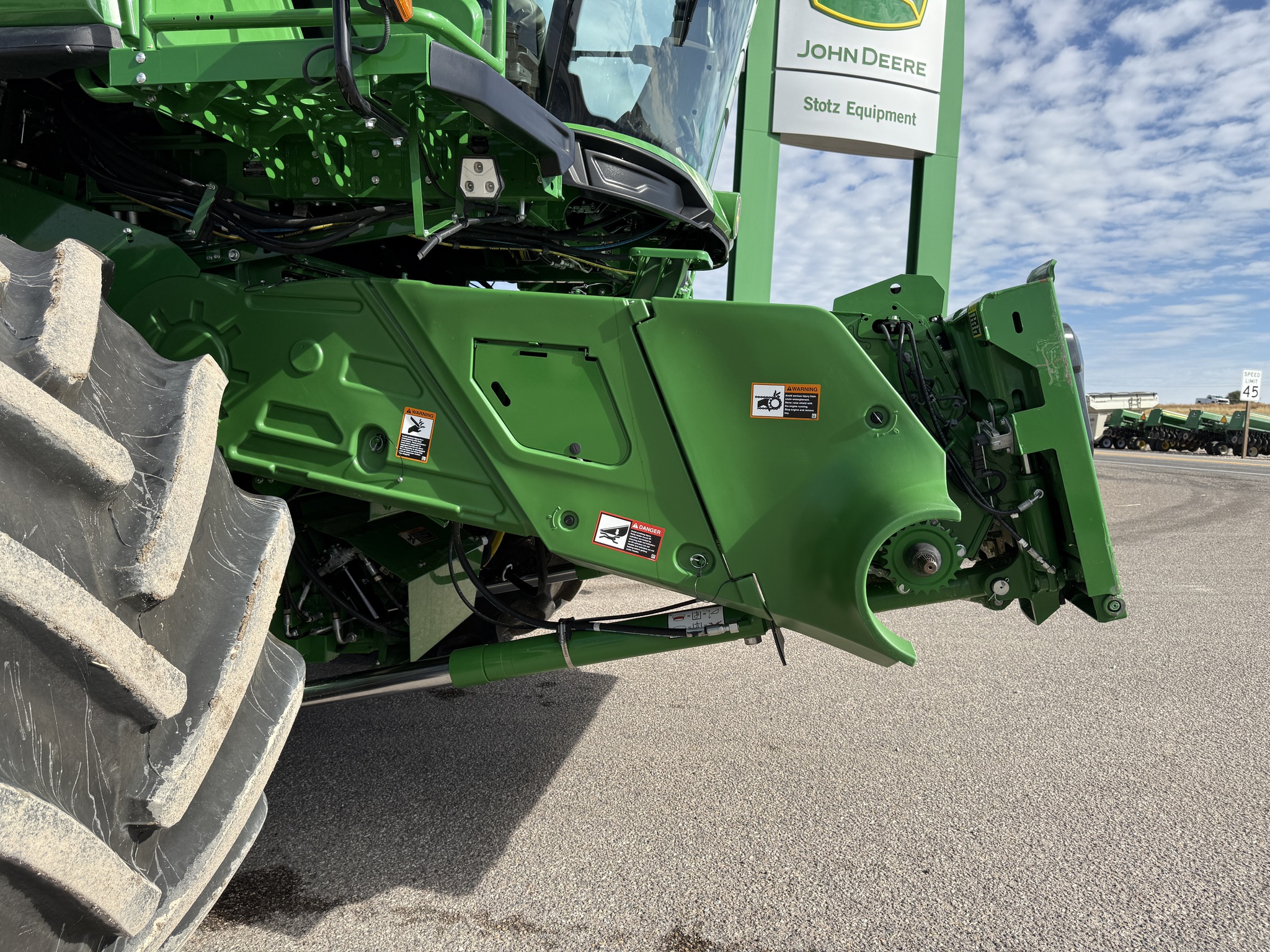 2023 John Deere X9 1100 Image 22