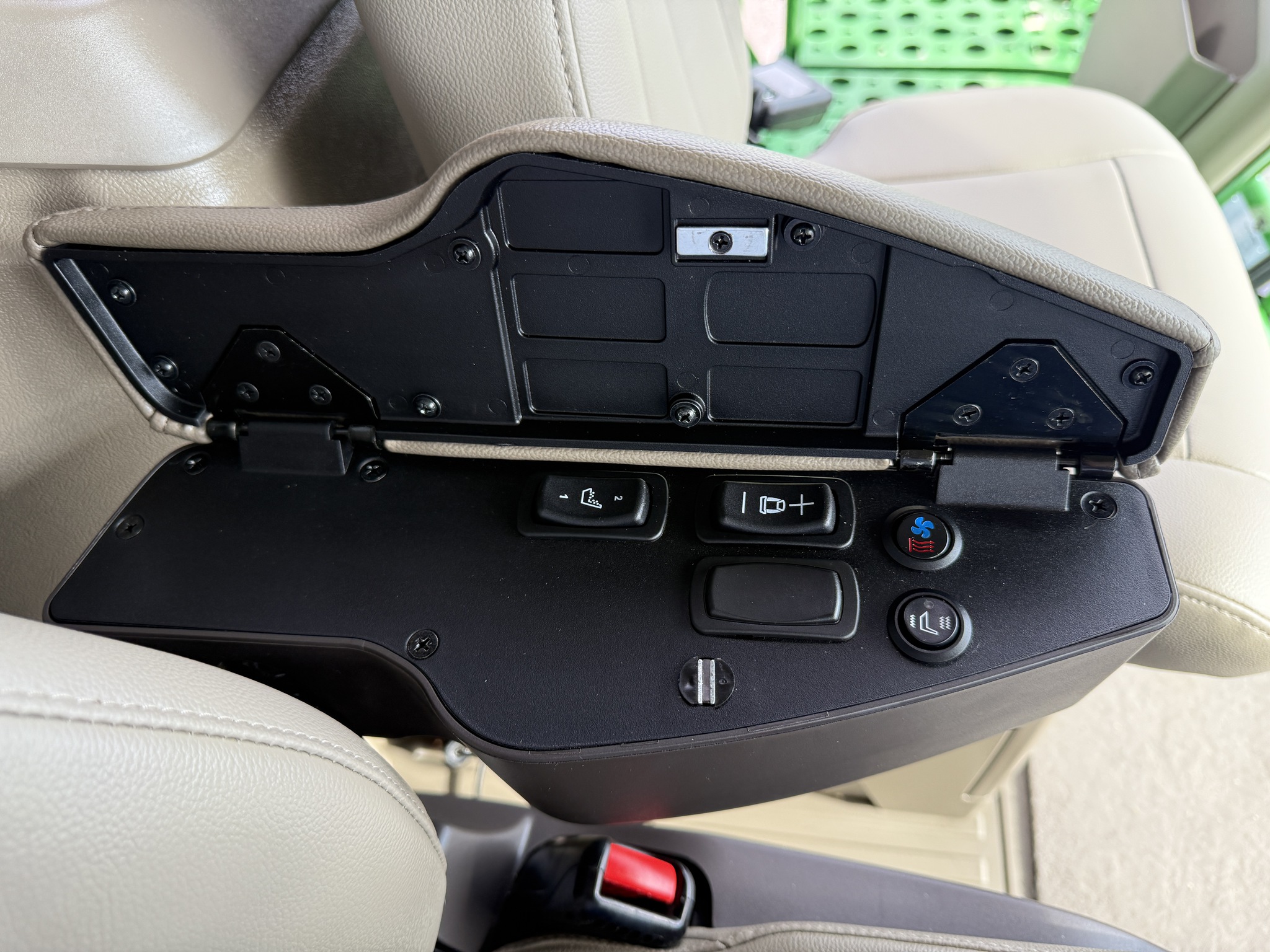 2023 John Deere X9 1100 Image 15