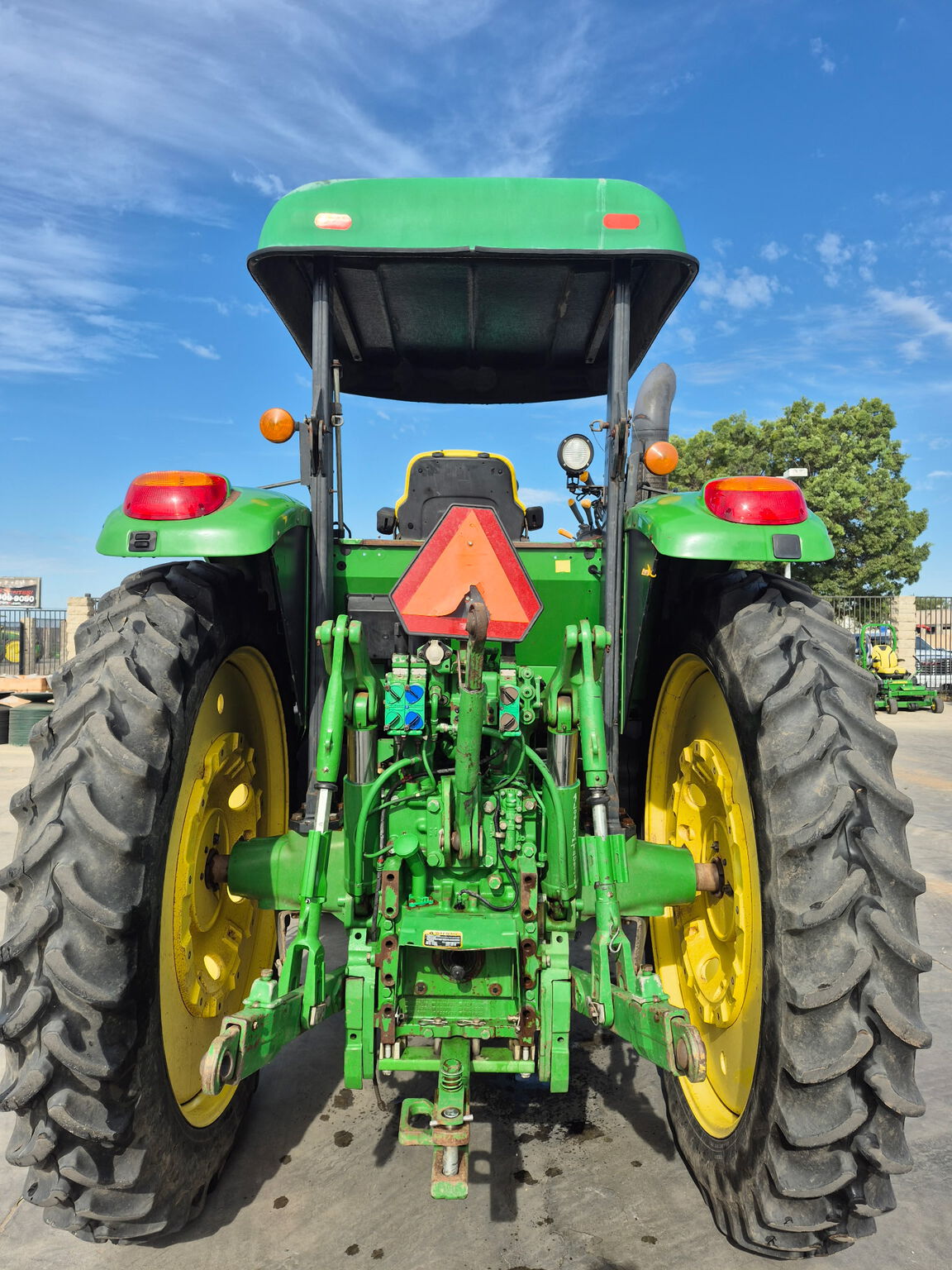 2014 John Deere 6150M Image 3