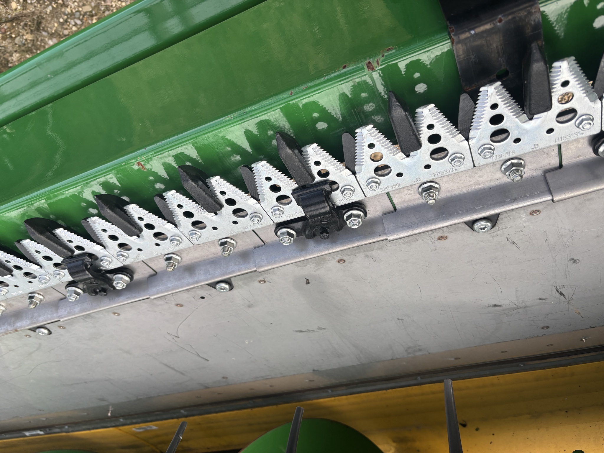 John Deere 635F Image 1