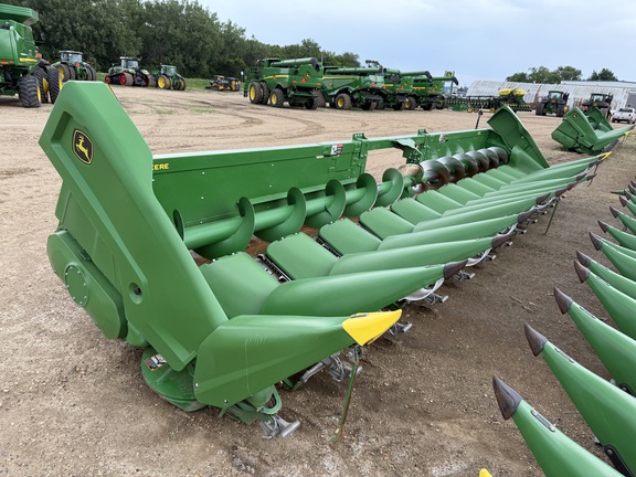  John Deere C12R