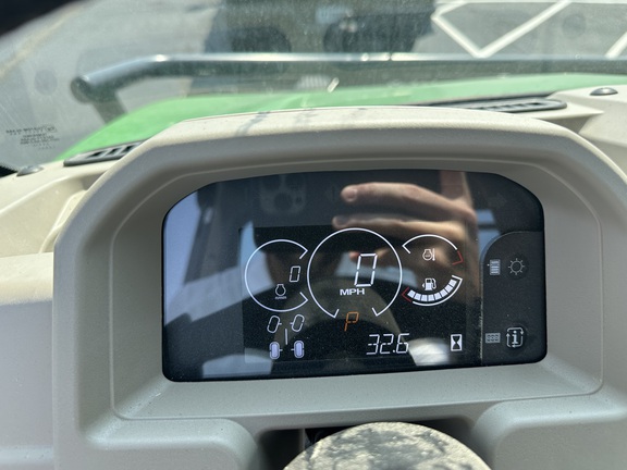 Photo of 2024 John Deere XUV 835R