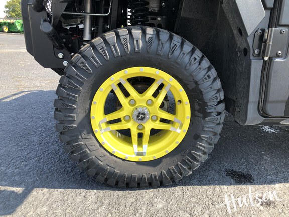 Photo of 2024 John Deere XUV 835R