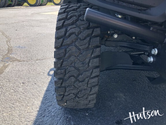 Photo of 2024 John Deere XUV 835R