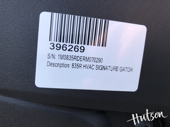 Photo of 2024 John Deere XUV 835R