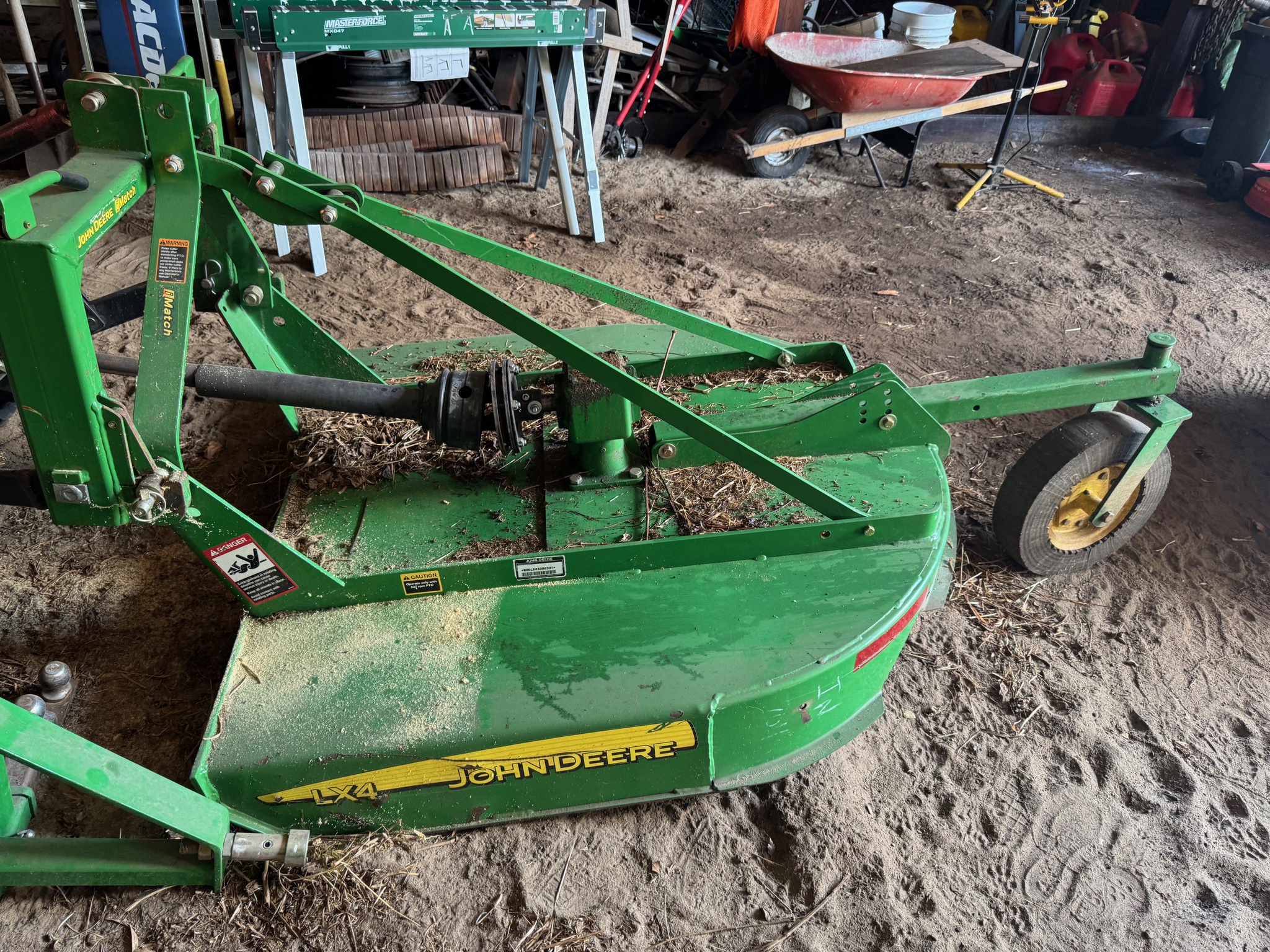 2005 John Deere LX4 Image 1