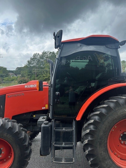 2014 Kubota M110GX Image 3