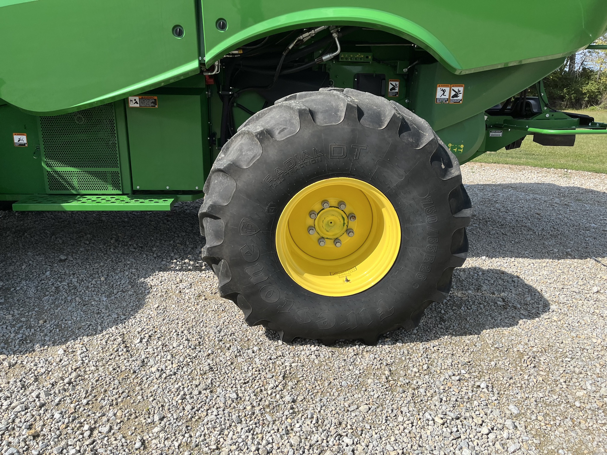 2019 John Deere S780 Image 3