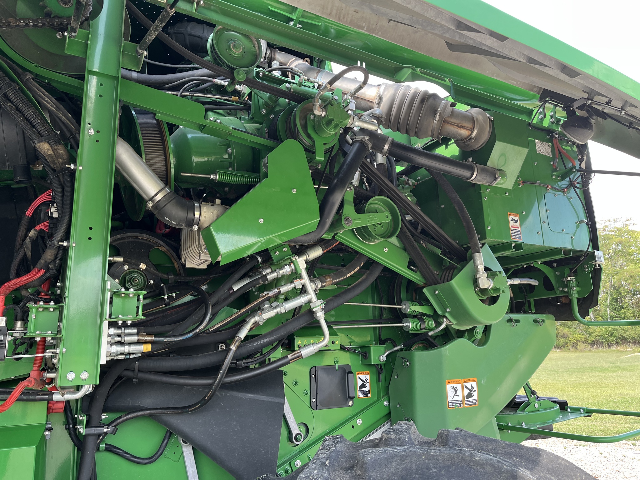 2019 John Deere S780 Image 6