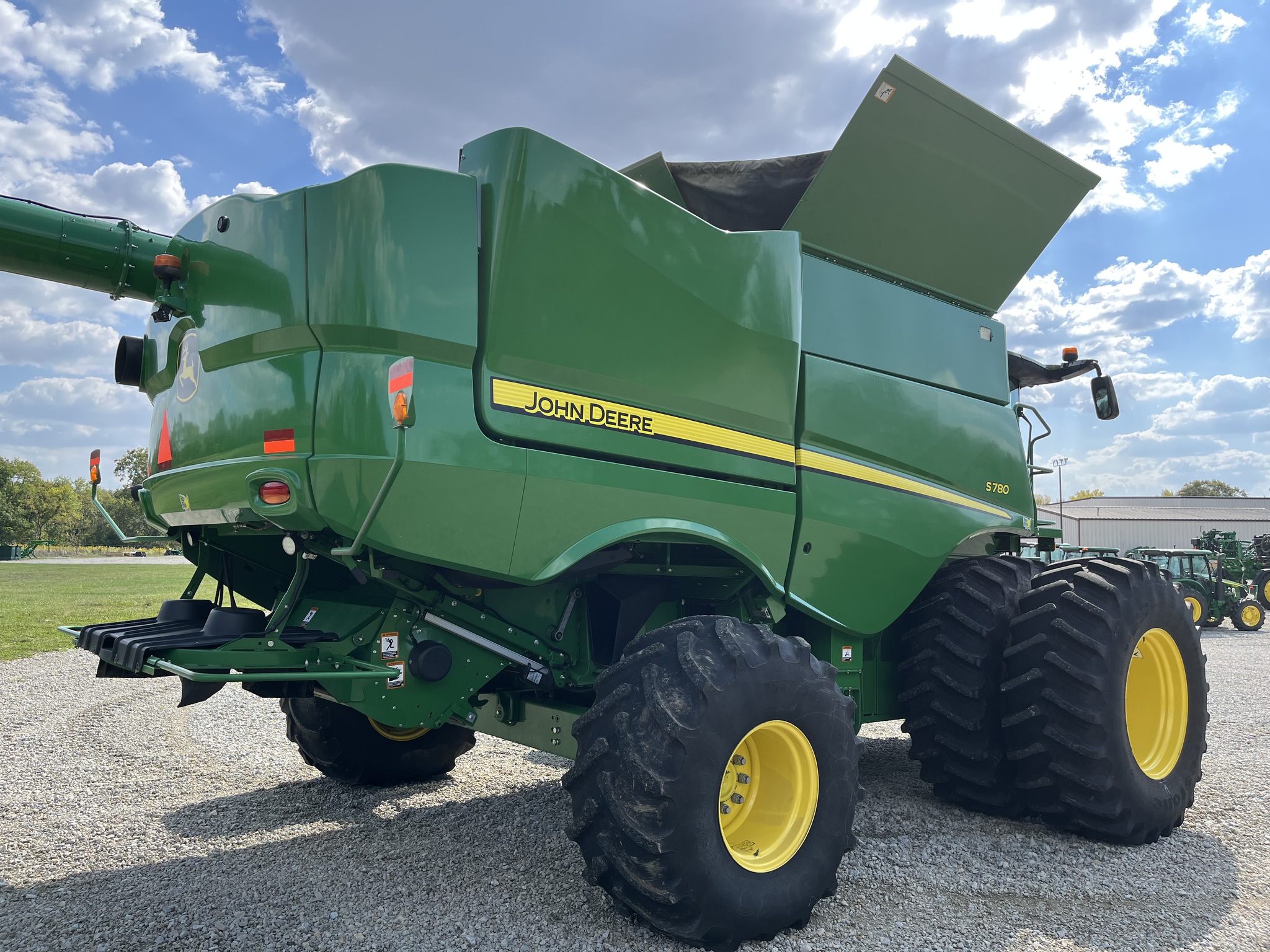 2019 John Deere S780 Image 9