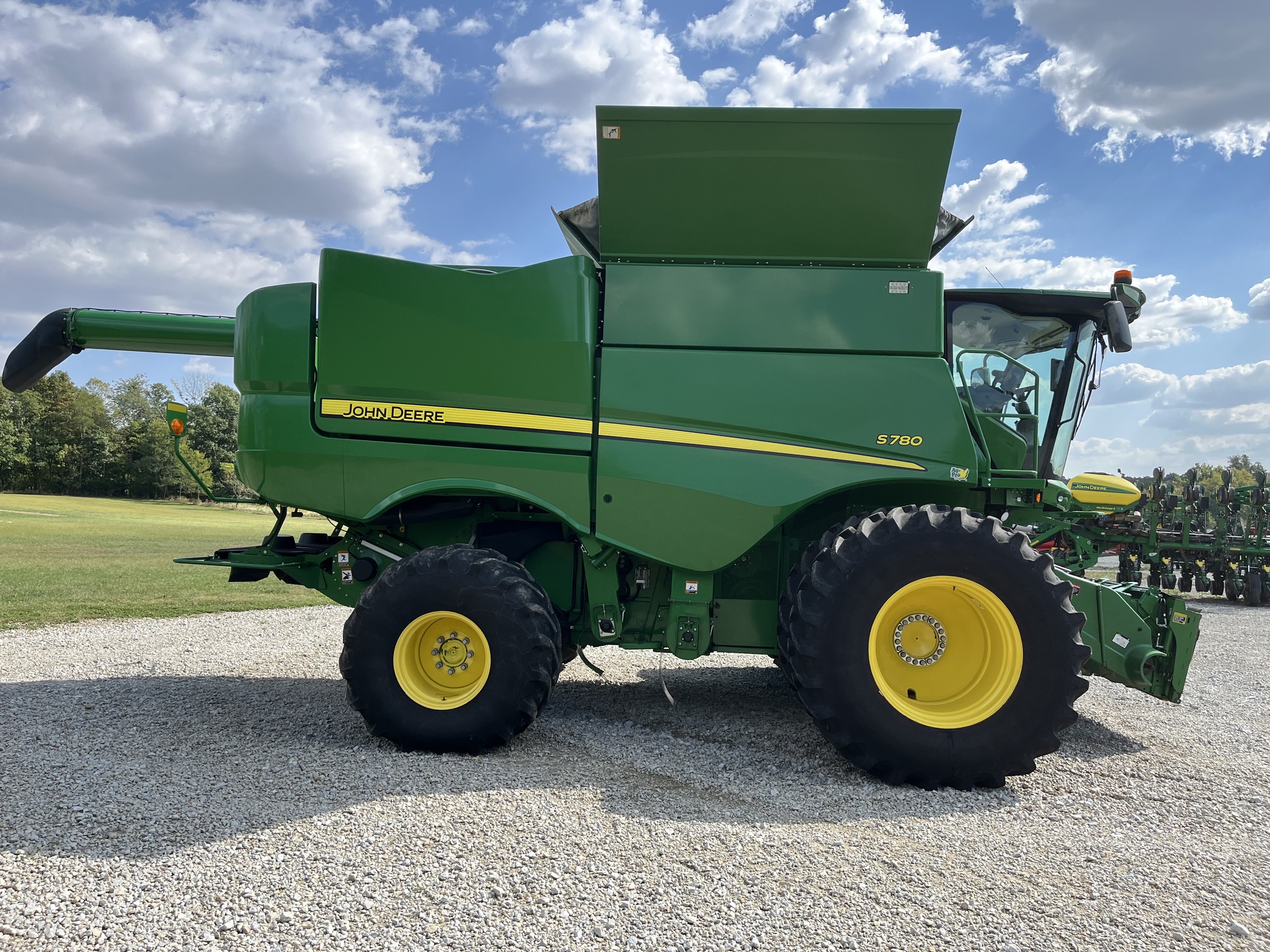 2019 John Deere S780 Image 10