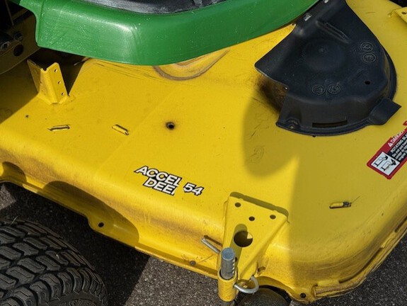 Photo of 2019 John Deere X380