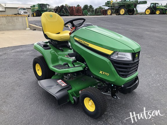 Photo of 2024 John Deere X370