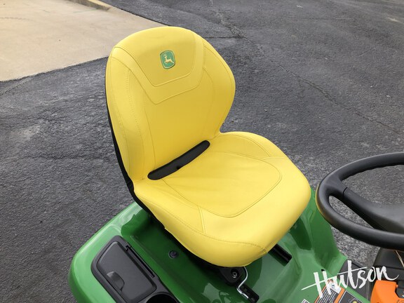 Photo of 2024 John Deere X370