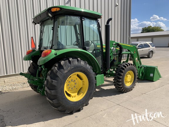 Photo of 2024 John Deere 5067E