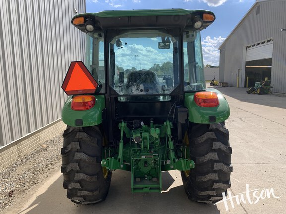 Photo of 2024 John Deere 5067E