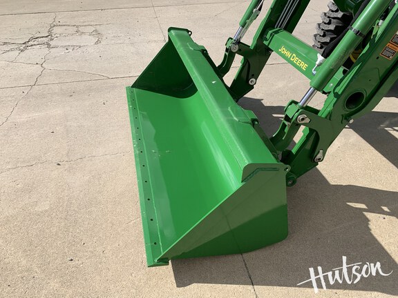 Photo of 2024 John Deere 5067E