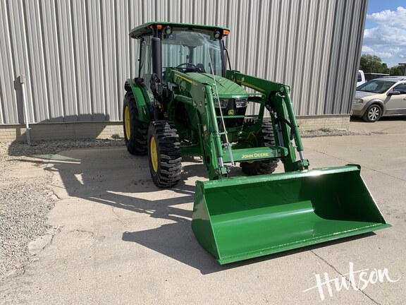 Photo of 2024 John Deere 5067E