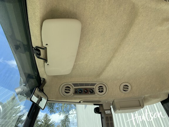 Photo of 2024 John Deere 5067E