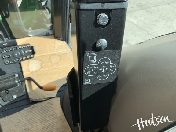 Photo of 2024 John Deere 5067E