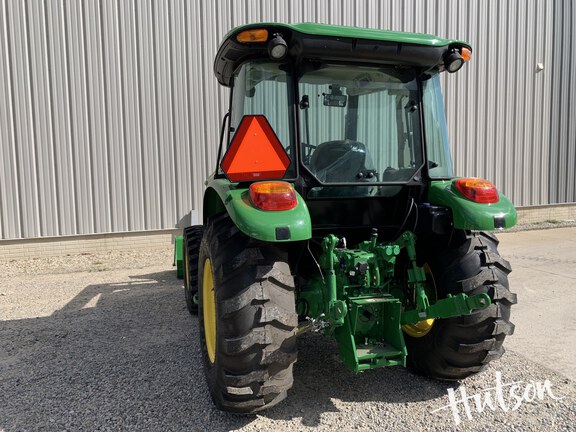Photo of 2024 John Deere 5067E