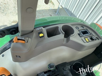 Photo of 2024 John Deere 5067E