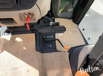 Photo of 2024 John Deere 5067E