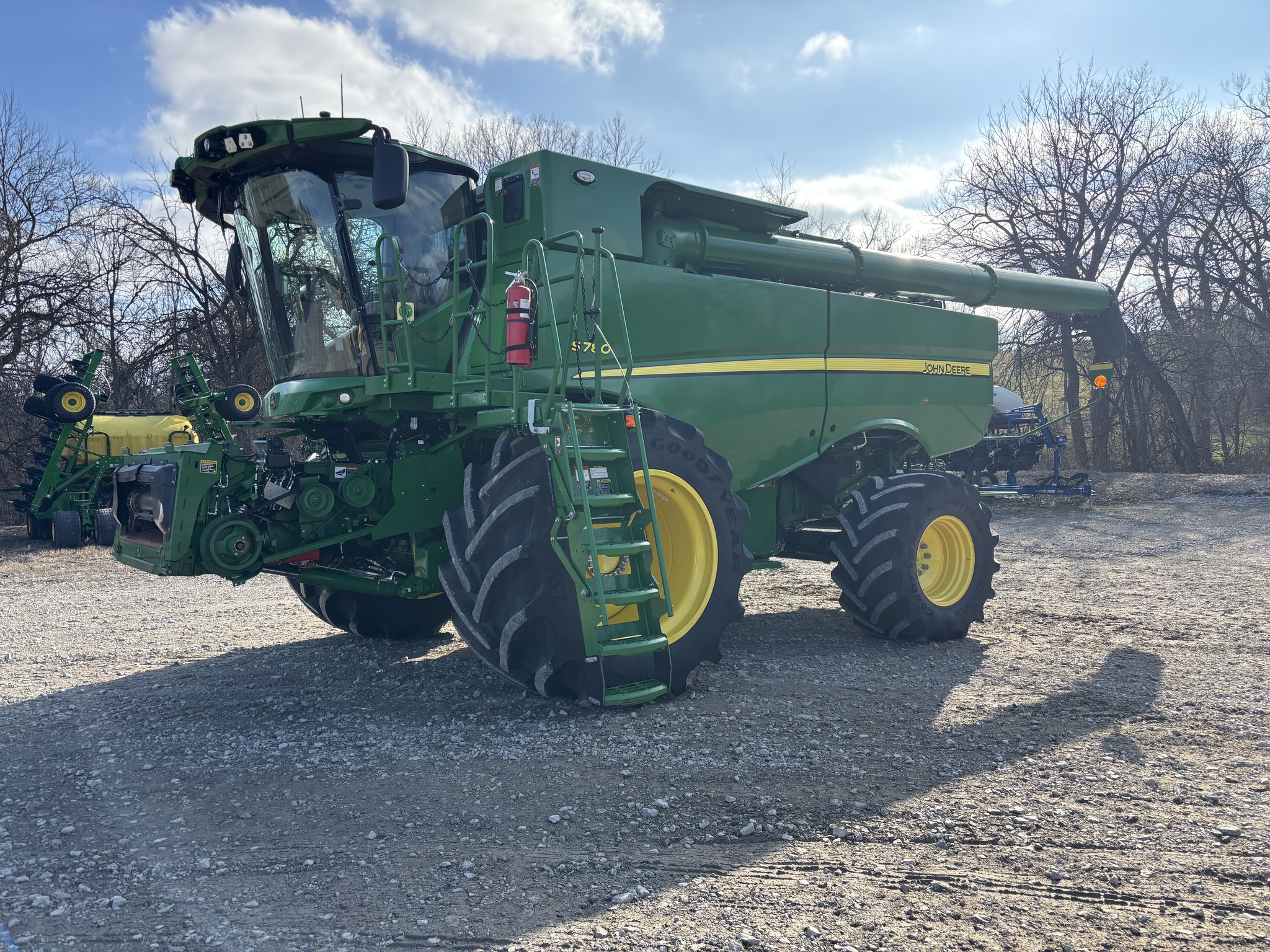  2023 John Deere S780 at Heritage Tractor in Atchison, KS