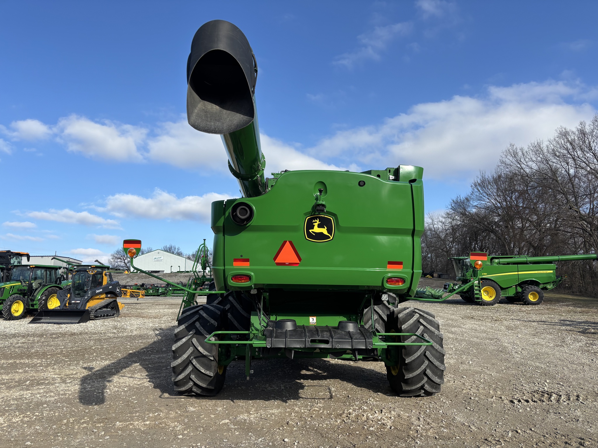  2023 John Deere S780 at Heritage Tractor in Atchison, KS