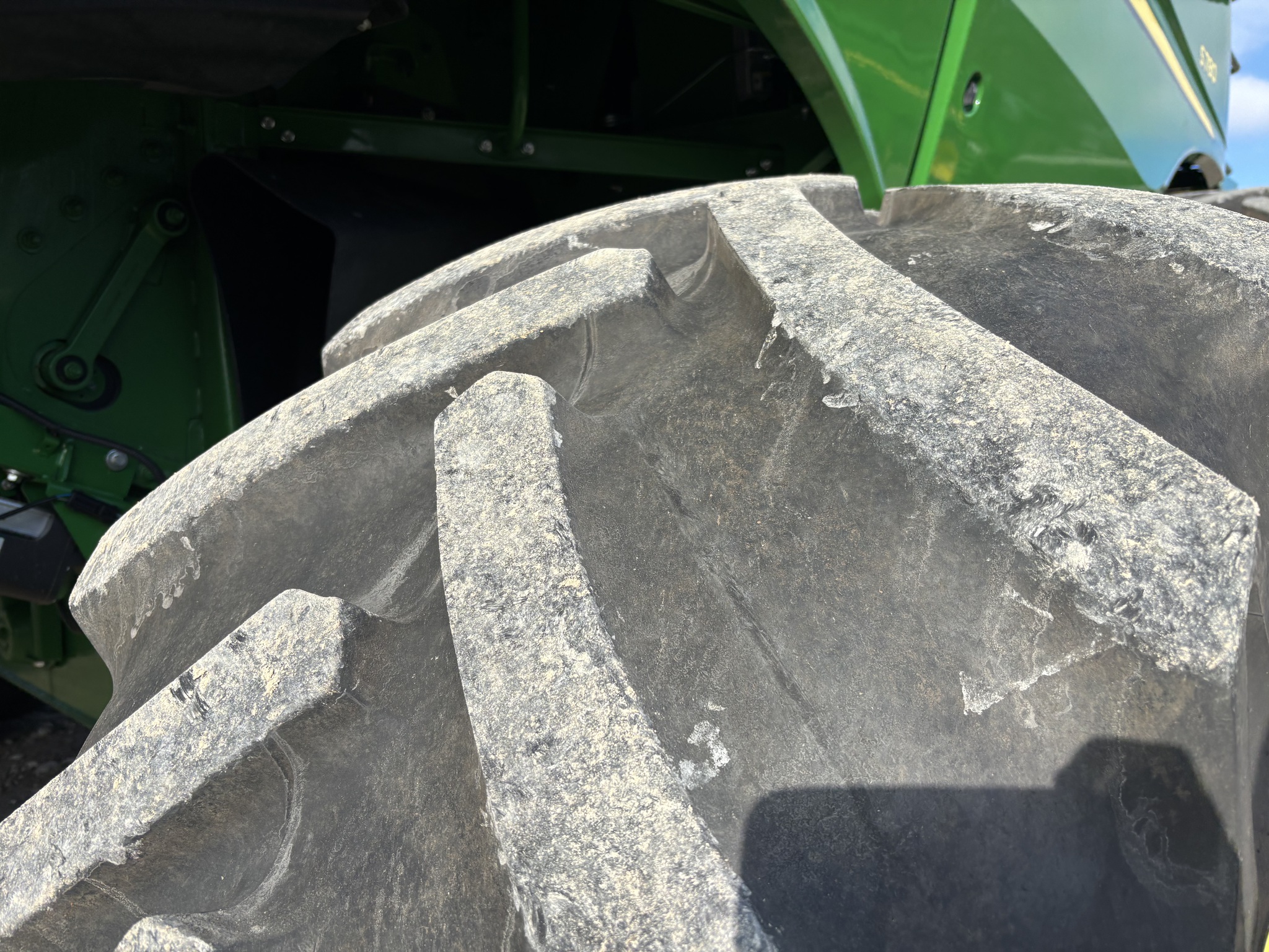  2023 John Deere S780 at Heritage Tractor in Atchison, KS