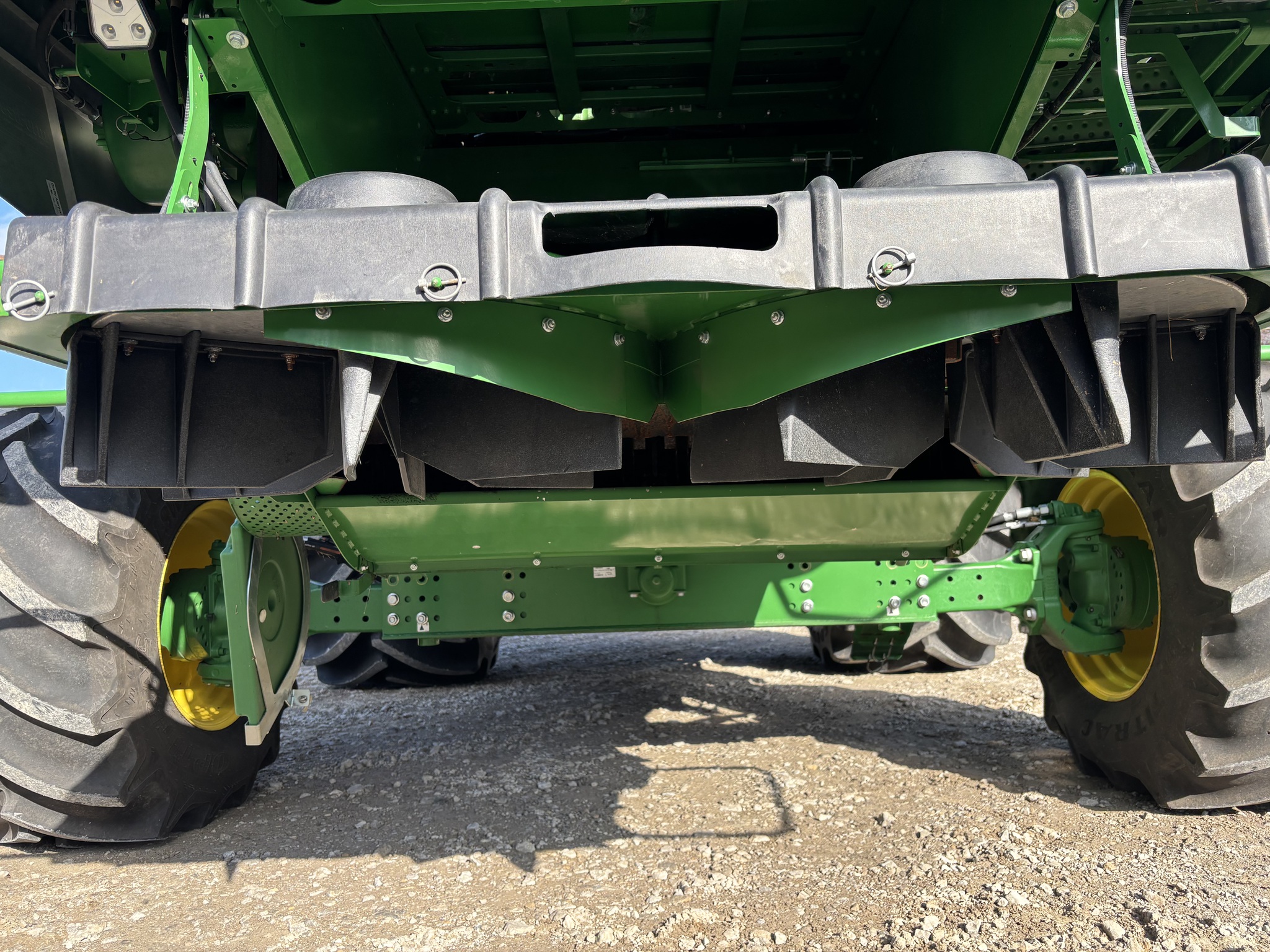  2023 John Deere S780 at Heritage Tractor in Atchison, KS