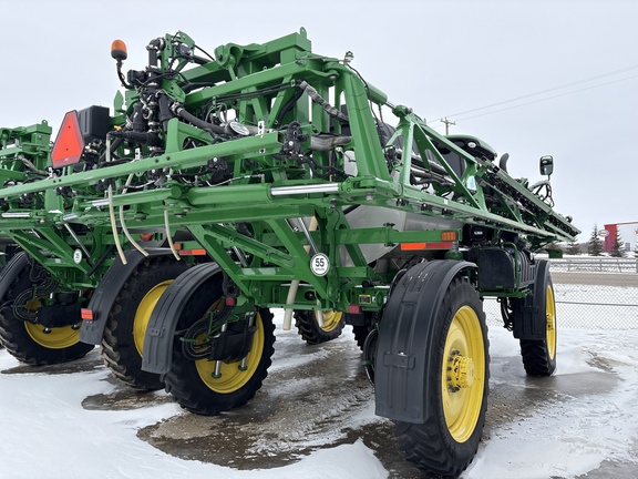 Used 2020 John Deere R4044 Self Propelled Sprayers at Horizon Ag & Turf in Lloydminster, AB - Photo4