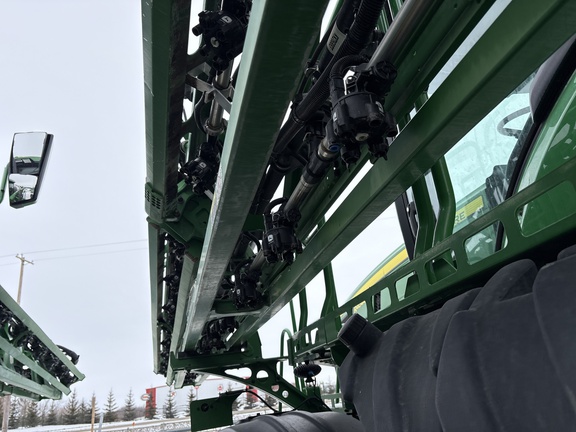 Used 2020 John Deere R4044 Self Propelled Sprayers at Horizon Ag & Turf in Lloydminster, AB - Photo8