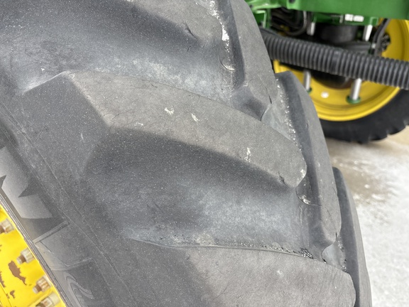 Used 2020 John Deere R4044 Self Propelled Sprayers at Horizon Ag & Turf in Lloydminster, AB - Photo11