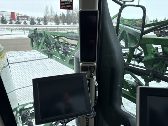 Used 2020 John Deere R4044 Self Propelled Sprayers at Horizon Ag & Turf in Lloydminster, AB - Photo15