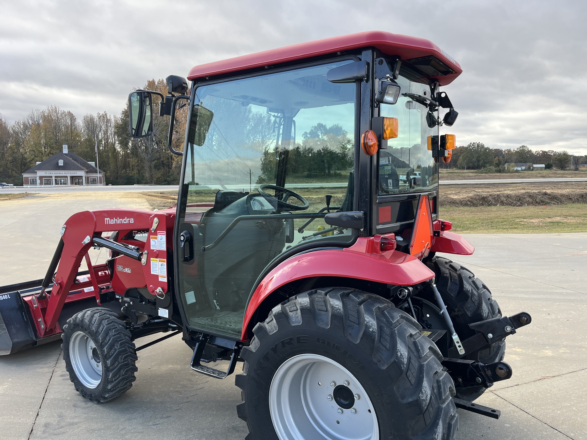 2023 Mahindra 1640 Image 2