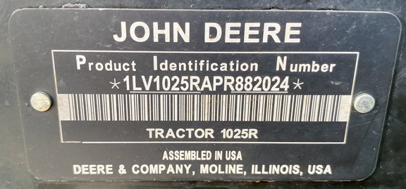 2023 John Deere 1025R Photo 8