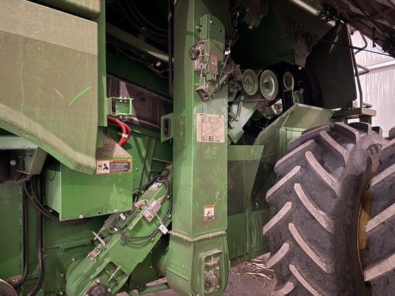 Photo of 2023 John Deere S770
