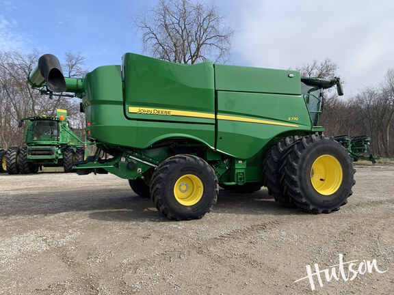 Photo of 2023 John Deere S770