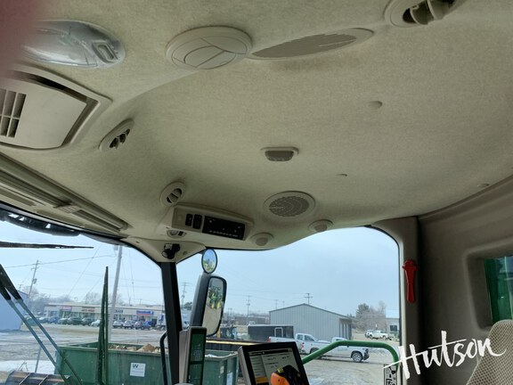 Photo of 2023 John Deere S770