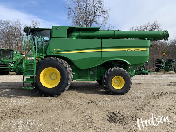 Photo of 2023 John Deere S770