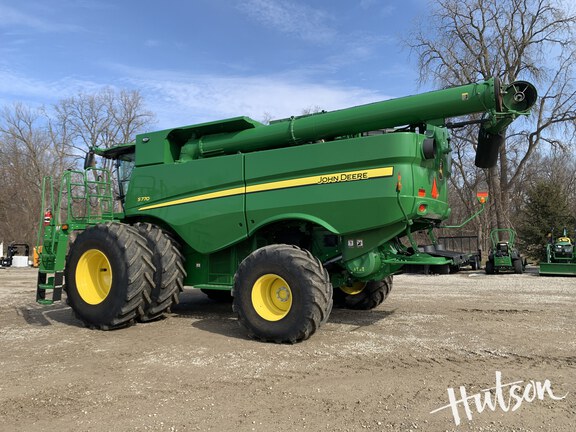 Photo of 2023 John Deere S770