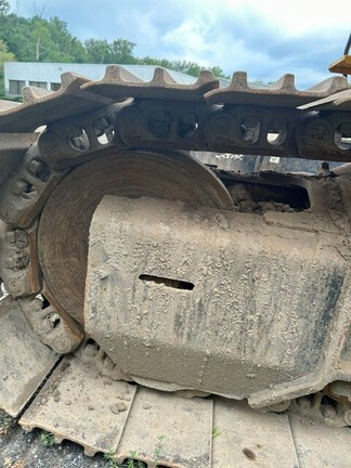 2015 John Deere 180G LC
