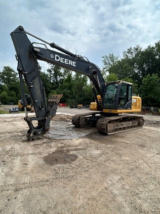 2015 John Deere 180G LC