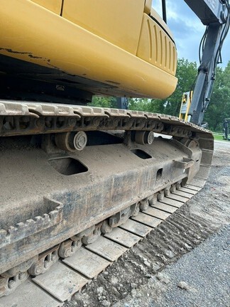 2015 John Deere 180G LC