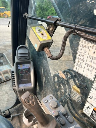 2015 John Deere 180G LC