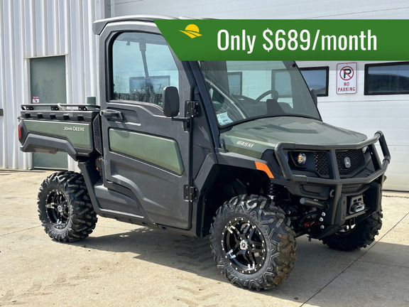  John Deere XUV 845M Cab