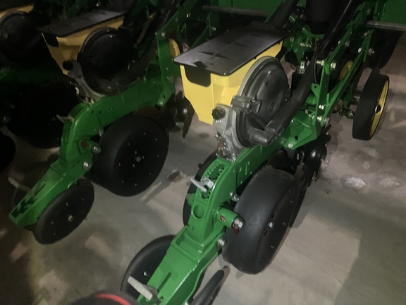 Photo of 2019 John Deere 1775NT