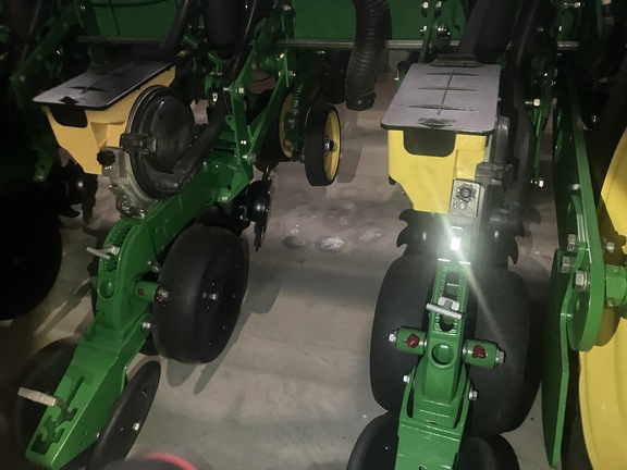 Photo of 2019 John Deere 1775NT